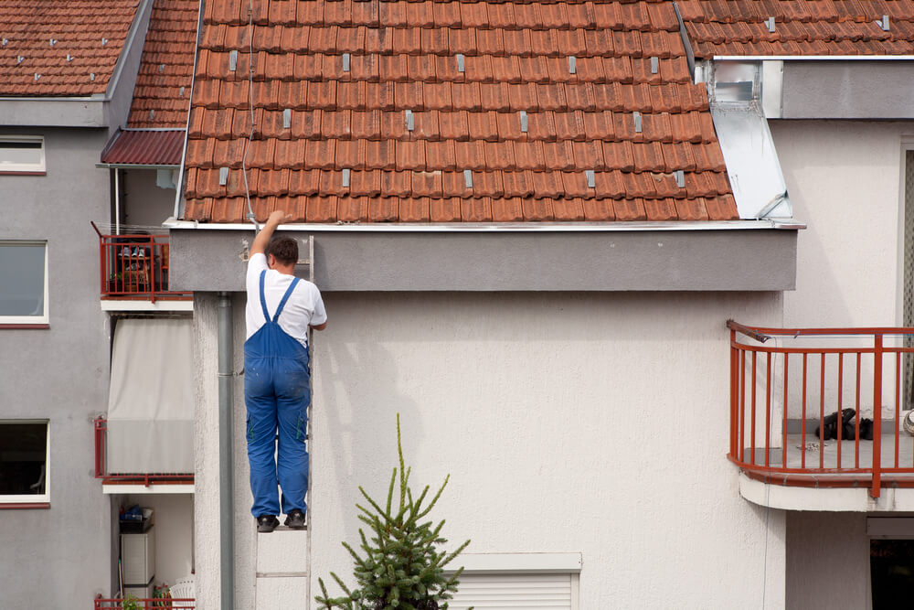 6 Signs You Need Gutter Repair